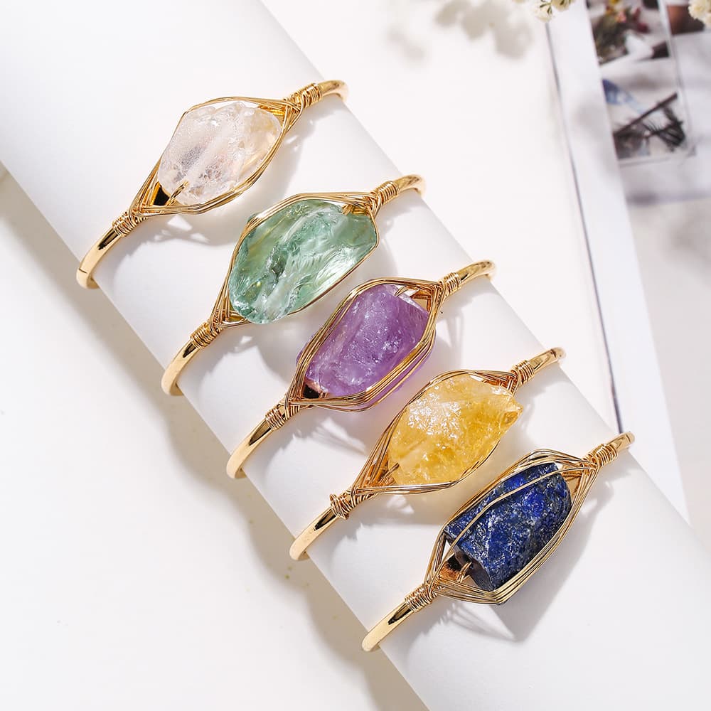 Aegis Ornament Yellow Crystal Wearing