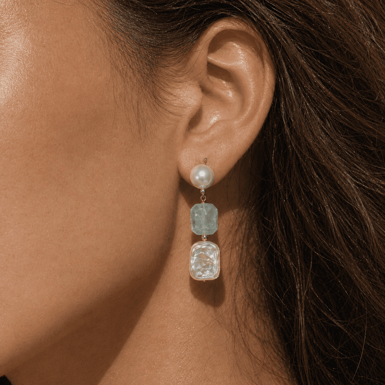 The Soul Sea Resonance Earrings Wearing